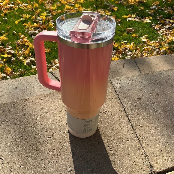 NWT Stanley 40oz Quencher H2.0 Flowstate Tumbler Ibiza Sunset - Picture 2 of 4